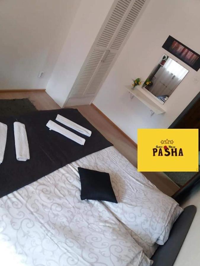 Rooms & Apartment Gh Pasha Tuzla Exterior foto