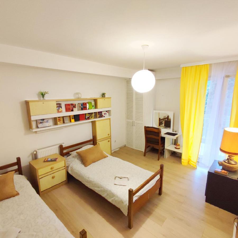 Rooms & Apartment Gh Pasha Tuzla Exterior foto